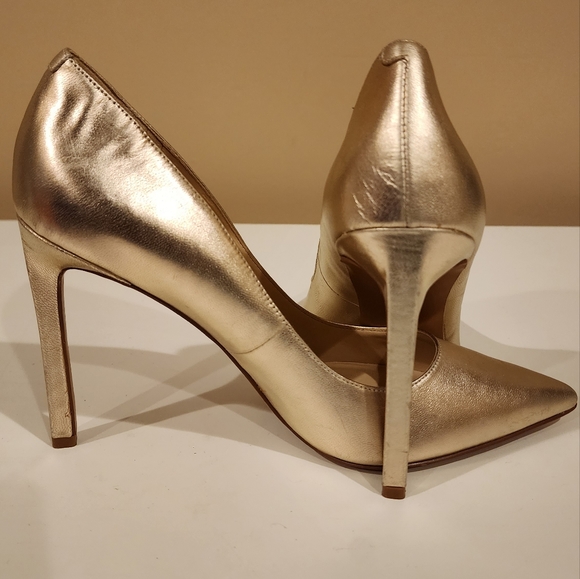 Nine West Pump 9.5 Tatiana EUC - Picture 2 of 4